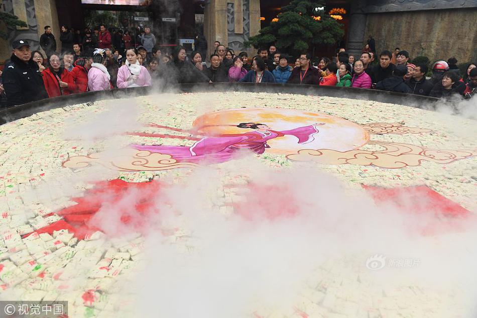 泰拉瑞亚克眼后法师穿什么套装